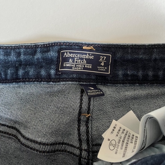 Abercrombie and Fitch High waisted Denim Shorts - Dark Wash - Picture 7 of 8